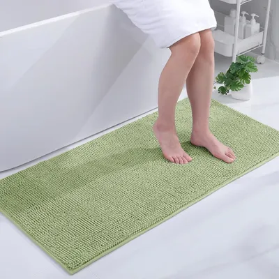 Productafbeelding van Chenille antislip badmat, 60 x 120 cm, saliegroen