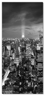 Produktbild von Wallario selbstklebende Türtapete 93 x 205 cm - New York bei Nacht - Panoramablick über die Stadt - schwarzweiß - Abwischbar, rückstandsfrei zu entfernen