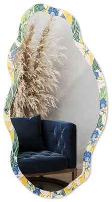 Produktbild von Dekorativer Wandspiegel mit Print, organische asymmetrische Form, 90x45 cm, moderner Designspiegel für Wohnzimmer, Flur und Schlafzimmer - Tropische Blumen, KI-generiertes Bild