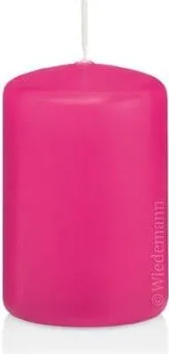 Produktbild von 24 Stumpen Kerzen Pink 8 x 5 cm (H x D) 100% Paraffin Wachs in er RAL Kerzen Qualität von Wiedemann Kerzen Deutschland zur Deko, Party, Hochzeit, Weihnachten