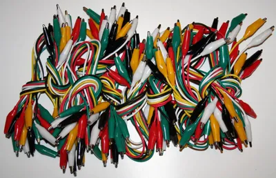 Produktbild von 100 Prüfkabel Krokodilklemmen Verbinder Set 100 Kabel 5 Farben
