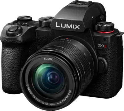 Produktbild von PANASONIC LUMIX G9 Mark II + H-FS 12-60 E