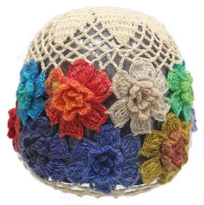 Immagine prodotto di Berretto all'uncinetto da donna, in cotone, color beige, con motivo floreale, taglia unica