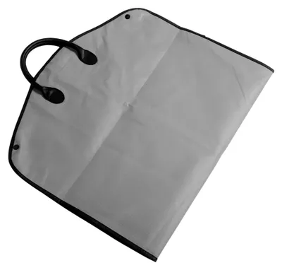 Produktbild von Anzugstaubbeutel mit Manteltaschen zur Aufbewahrung während Reisen