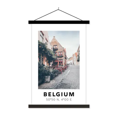 Produktbild von MuchoWow® Textilposter Belgien - Terrasse - Rot 60x90 cm mit schwarzem Rahmen - Poster Wohnzimmer