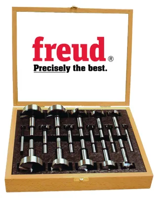 Zdjęcie produktu dla Nożyczki precyzyjne firmy Freud, z ząbkowaną krawędzią; zestaw wierteł Forstnera o ostrych krawędziach