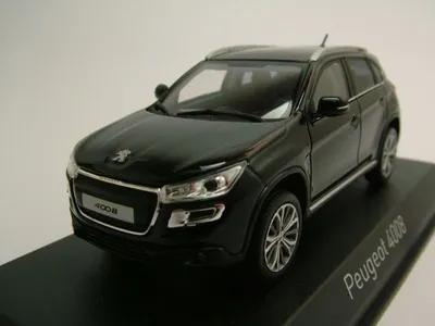 Produktbild von Peugeot 4008 2012 schwarz Modellauto 1:43 Norev