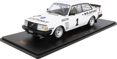 Obrázek produktu pro Volvo 240 Turbo #1 DTM Zolder Bergischer Löwe 1986 - 1:18 - IXO Models