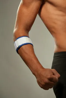 Produktbild von LOREY - Hochwertige Ellenbogenbandage, Ellenbogenstütze, Ellenbogenspange; Größe: S/M