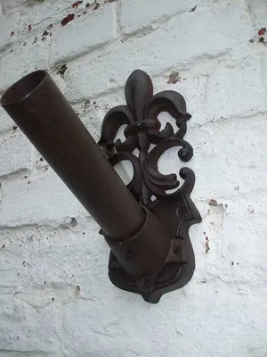 Produktbild von Dekorativer Fahnenhalter, Flaggenhalter, Wandfahnenhalter, Gusseisen
