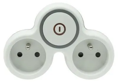 Imagen del producto de Distribuidor de enchufes de dos vías, con/sin interruptor, modelo R-21WS/B, referencia W-72002