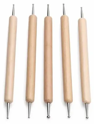 Produktbild von Embossing-Stylus-Set - Ergonomischer Entwurf - Fünf verschiedene Größen - Dauerhaftes Holz/Stahl - für Keramik/Porzellan - Präzise Grip - Graveurstift
