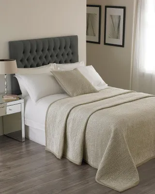 Obrázek produktu pro Riva Home Appleby Tagesdecke RV206 (240 x 250 cm) (Champagner)