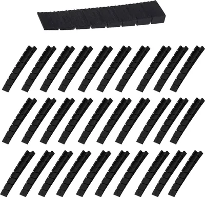 Produktbild von 30 Stück Kunststoff-Unterlegkeile schwarz | Schneidbare Möbelausgleichskeile mit rutschfestem Design | Für Tische, Stühle, Schränke & Türen | Inkl. Unterlegplatten und integrierten Sollbruchstellen