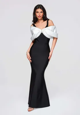 Produktbild von Elegantes Bandage-Maxikleid mit Schmuckdetailschwarz XS