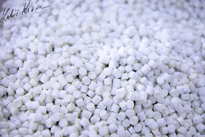 Produktbild von LK Baits peletky Fluoro Pellets Carp Secret 1kg 04150504