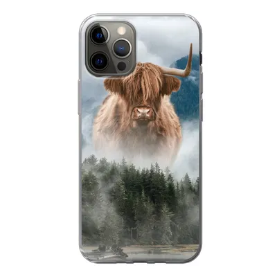 Produktbild von MuchoWow® Handyhülle Schutzhülle Hülle für iPhone 13 Pro Schottische Highlander - Kühe - Nebel Silikon Softcase Handy Hülle - Handy-Tasche