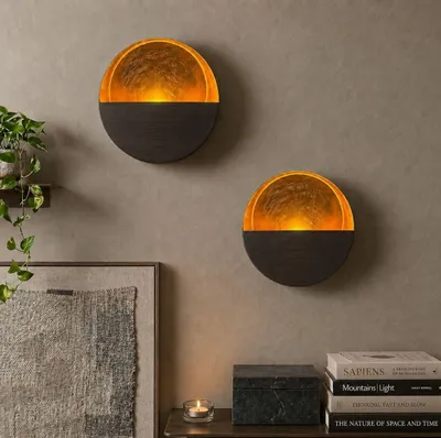 Productafbeelding van Metalen wandkandelaardecoratie, set van twee handgemaakte decoratieve theelichtjeswandkandelaars voor woonkamer, badkamer, eetkamer