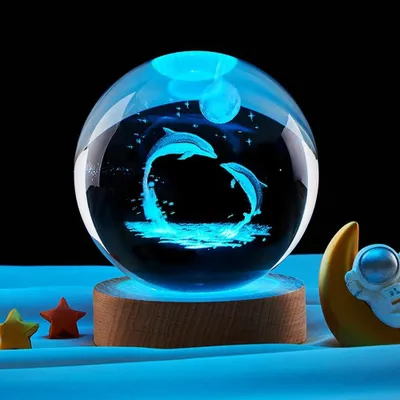 Image de Elzusha - Décoration en forme de boule de cristal avec socle en bois - Diamètre de la boule : 6 cm