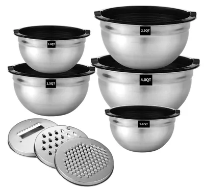 Produktbild von Set mit 5 Rührschüsseln aus Edelstahl mit Deckel, 3 Reibeinsätzen, rutschfest und stapelbar, Größen 4,5 l/2,7 l/1,6 l/1,1 l/0,7 l, spülmaschinenfest