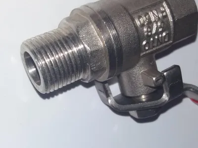 Immagine prodotto di Raccordo a sfera da 3/8" IG - 3/8" AG, DN10. Lunghezza totale: 52 mm. Lunghezza del manubrio: 80 mm