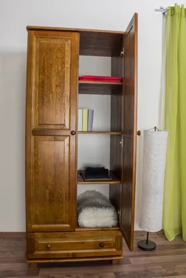Produktbild von Massivholz Kleiderschrank