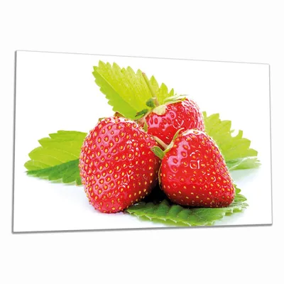 Produktbild von Wallario Herdabdeckplatte aus Glas, Größe 90 x 52 cm 1-teilig, Motiv Frische rote Erdbeeren für die Küche