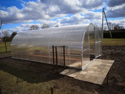 Zdjęcie produktu dla Szklarnia KLASIKA TUBE 3x8m z fundamentami i poliwęglanem 4mm;