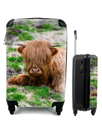 Produktbild von MuchoWow® Koffer Handgepäck Trolley Rollkoffer Kleine Reisekoffer mit 4 Rollen - Schottischer Highlander - Heu - Gras - Cabin Size < 55x40x23 cm & 55x40x20 cm - Fotokoffer - Kabinenkoffer - Boardgepäck - Reise-Box - Reisekoffer - Reisegepäck - Koffer mit Bild - Trolley für Kinder