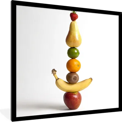 Produktbild von MuchoWow® Gerahmtes Poster Obst - Turm - Weiß 40x40 cm - Poster mit Schwarzem Bilderrahmen Wandposter Rahmen Foto Bilder - Mit Rahmen - Wanddekoration Schlafzimmer