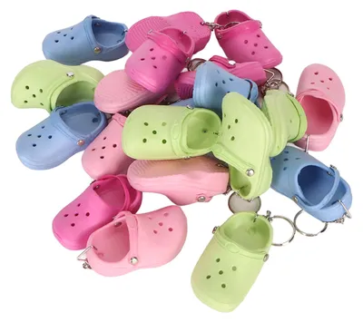 Immagine prodotto di 20 portachiavi a forma di pantofola in morbido silicone, 4 colori, foro, sandali, anello, ciondolo, decorazione per bambine e bambini