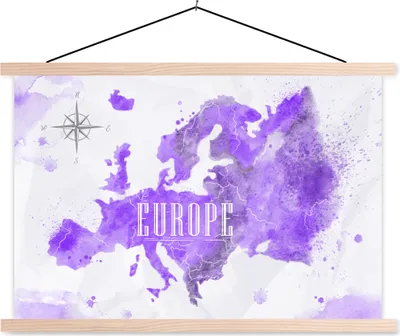Produktbild von MuchoWow® Textilposter Europa - Weltkarte - Farbe 120x80 cm mit holzfarbenen Rahmen - Aufhängeset