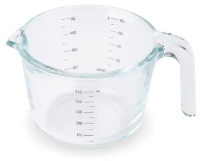 Produktbild von Chefkoch trifft Fackelmann Messbecher aus Glas 500 ml, Messkanne mit Skala, Küchenmaß für Wasser, Zucker und Mehl