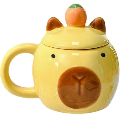 Zdjęcie produktu dla Filiżanka ceramiczna z motywem kapibary, żółta, pojemność 425 ml