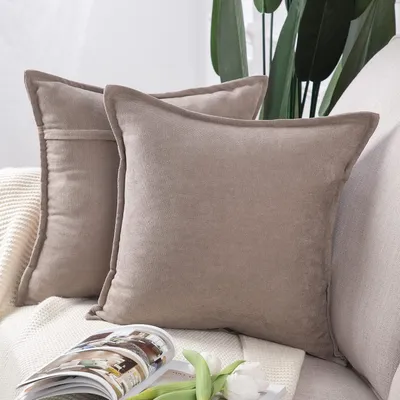 Imagen del producto de Juego de 2 fundas de cojín de chenilla, suaves y decorativas, para sofá o dormitorio. Funda de cojín de 45x45 cm, color beige claro