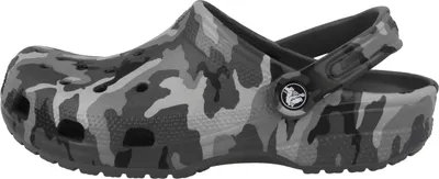 Produktbild von Crocs Classic Printed Camo Clog 38-39 Sandalen
