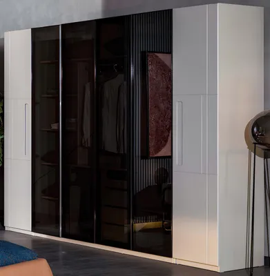 Image de Armoire blanche Armoires design en bois Armoire à portes miroir