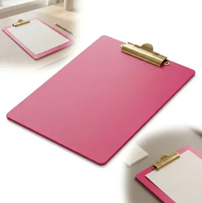 Immagine prodotto di CLIPBOARD in legno con BASE ROSA A4 e clip dorata