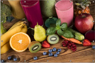 Produktbild von Wallario Outdoor-Poster für Garten oder Balkon, Motiv Bunte Smoothies mit Obst in der Küche, in ca. 120 x 180 cm