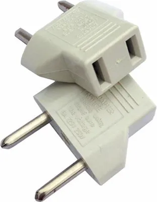 Produktbild von Reise Strom Adapter Stecker Für USA/ Japan/ Kanada/ Mexiko Zu EU Deutschland / AT Weiss