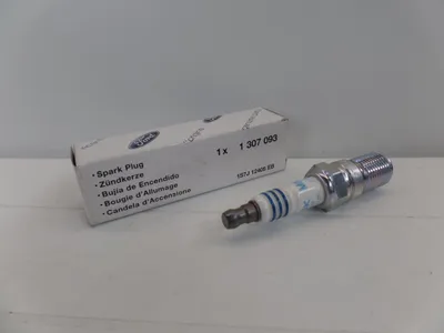 Produktbild von Original FORD Focus 1 2 Mondeo 3 Ecosport 1.8 2.0 Zündkerze 1307093