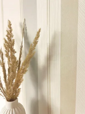 Produktbild von NEWROOM Tapete Grau Vliestapete Streifen - Streifentapete Modern Beige Weiß Linien  Mustertapete Landhaus