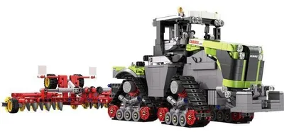 Produktbild von Baukasten CADA, Traktor Claas Xerion 5000, Landwirtschaftsmodell, Maßstab 1:32, 1336 Teile, ab 8 Jahren
