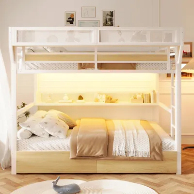 Imagen del producto de Cama alta de 140x200 cm con iluminación LED, estante, cesta de almacenamiento y 2 cajones metálicos, fabricada en metal y MDF, con barandilla elevada, color blanco