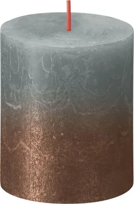 Imagen del producto de Vela cilíndrica Bolsius Rustic Sunset Eucalyptus Green+ Copper, navideña, 80/68 mm