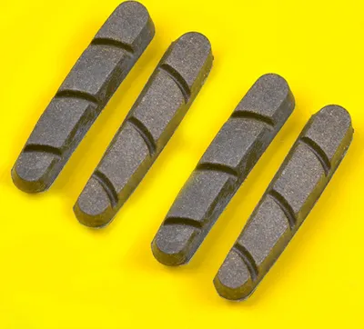 Produktbild von 4 Stueck rechts links Rennrad Fahrradbremsbelaege fuer Shimano Carbon Faserfelge
