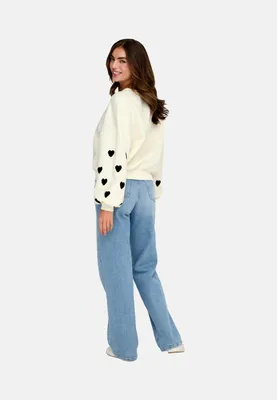 Produktbild von Only MACY Sweatshirt Regular Fit mit Ballonärmeln, Rundhalsausschnitt und 3D-Herzchen-Stickerei