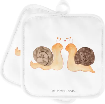 Produktbild von Mr. & Mrs. Panda Topfuntersetzer Schnecken Liebe - Weiß - Geschenk, Verliebt, Zufrieden, glücklich, Paar, Kochlappen, topfhalter, Topflappenset, Topflappen, Pärchen