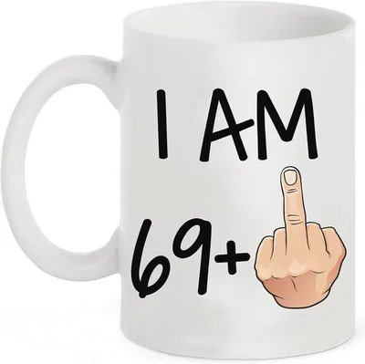 Produktbild von Famanu Kaffeetasse 325 ml - Lustiges Geschenk zum 70. Geburtstag