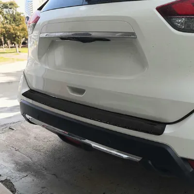 Zdjęcie produktu dla Zderzak ochronny do Nissan X-Trail 2017-21 czarny błyszczący ABS